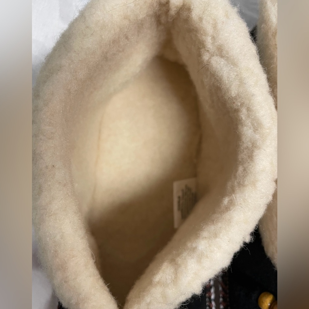 🖤Madden Girl Slippers🖤 - Picture 9 of 11